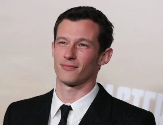 Alone Together: Callum Turner e Adria Arjona nel cast del nuovo film di Ben Sharrock