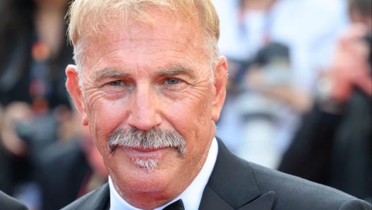 Kevin Costner sarà Bill Clinton nella nuova serie "United"