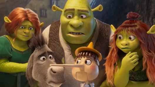 Marcello Hernández e Skyler Gisondo saranno i figli di Shrek e Fiona in "Shrek 5"