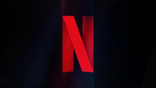 Netflix cambia strategia: l'acquisizione di Warner Bros. avverrà interamente in contanti