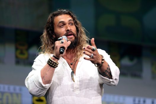 Jason Momoa sarà protagonista del film su "Helldivers" in uscita nel 2027