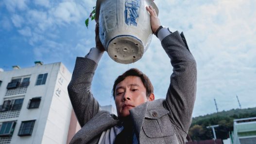 "No Other Choice" avrà una director's cut: Park Chan-wook conferma la versione da 18 minuti in più