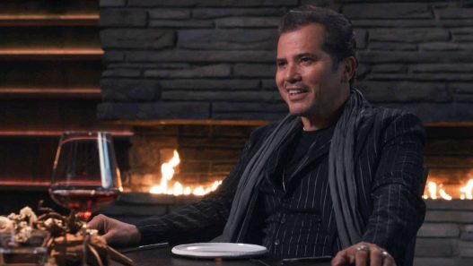 John Leguizamo entra nel cast di "L'esorcista" con Scarlett Johansson
