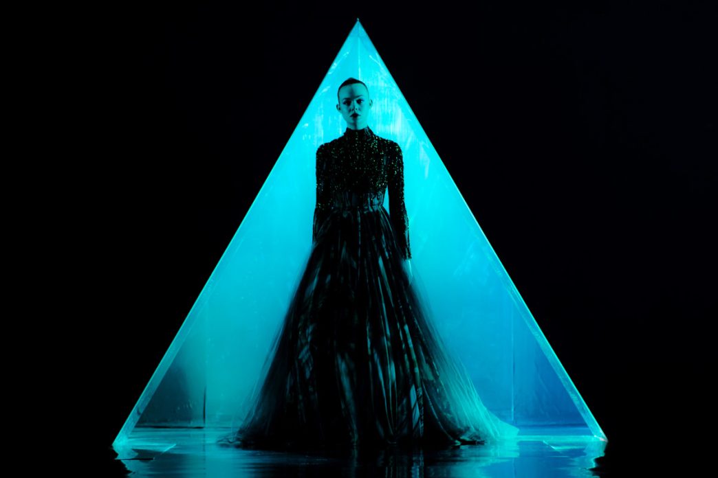 Posters & Co. - The Neon Demon, NWR e la trasformazione attraverso un triangolo